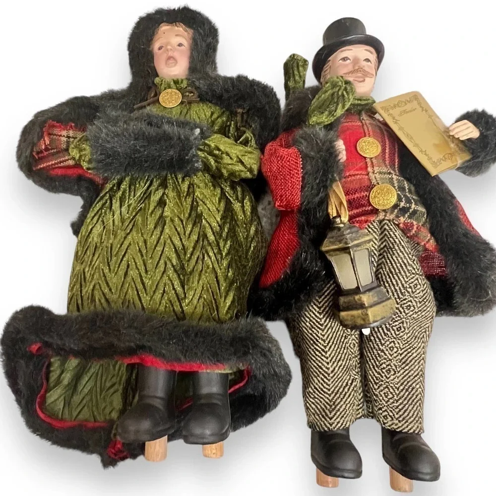 Valerie Parr Hill Dickens Carolers with Stand QVC Holiday Decor